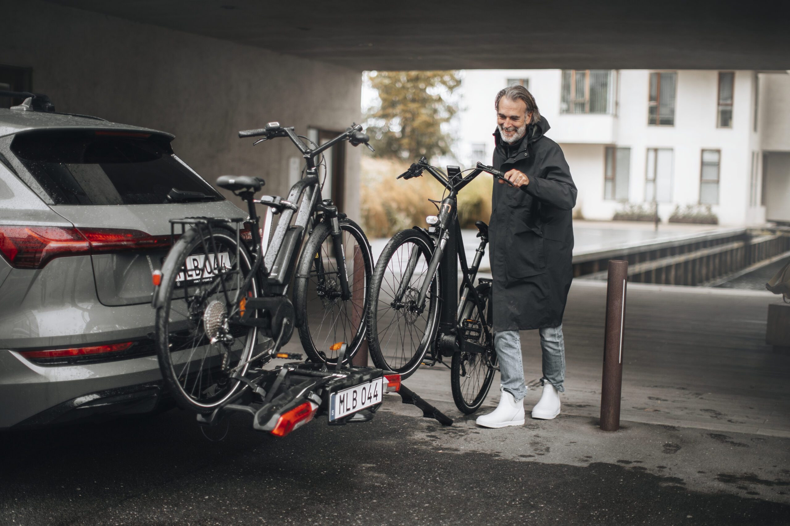Thule Epos 2 opvouwbare fietsendrager huren